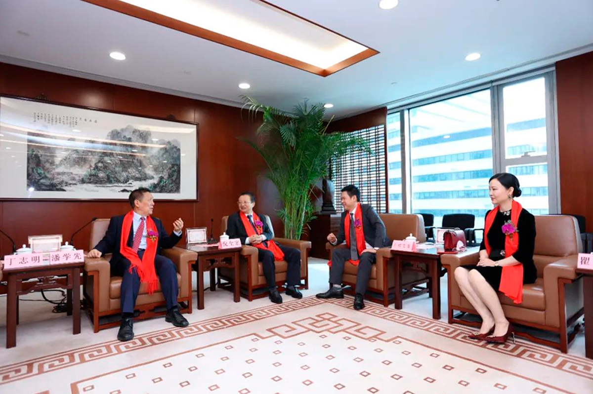 �µ���(�й���)�������޹�˾����