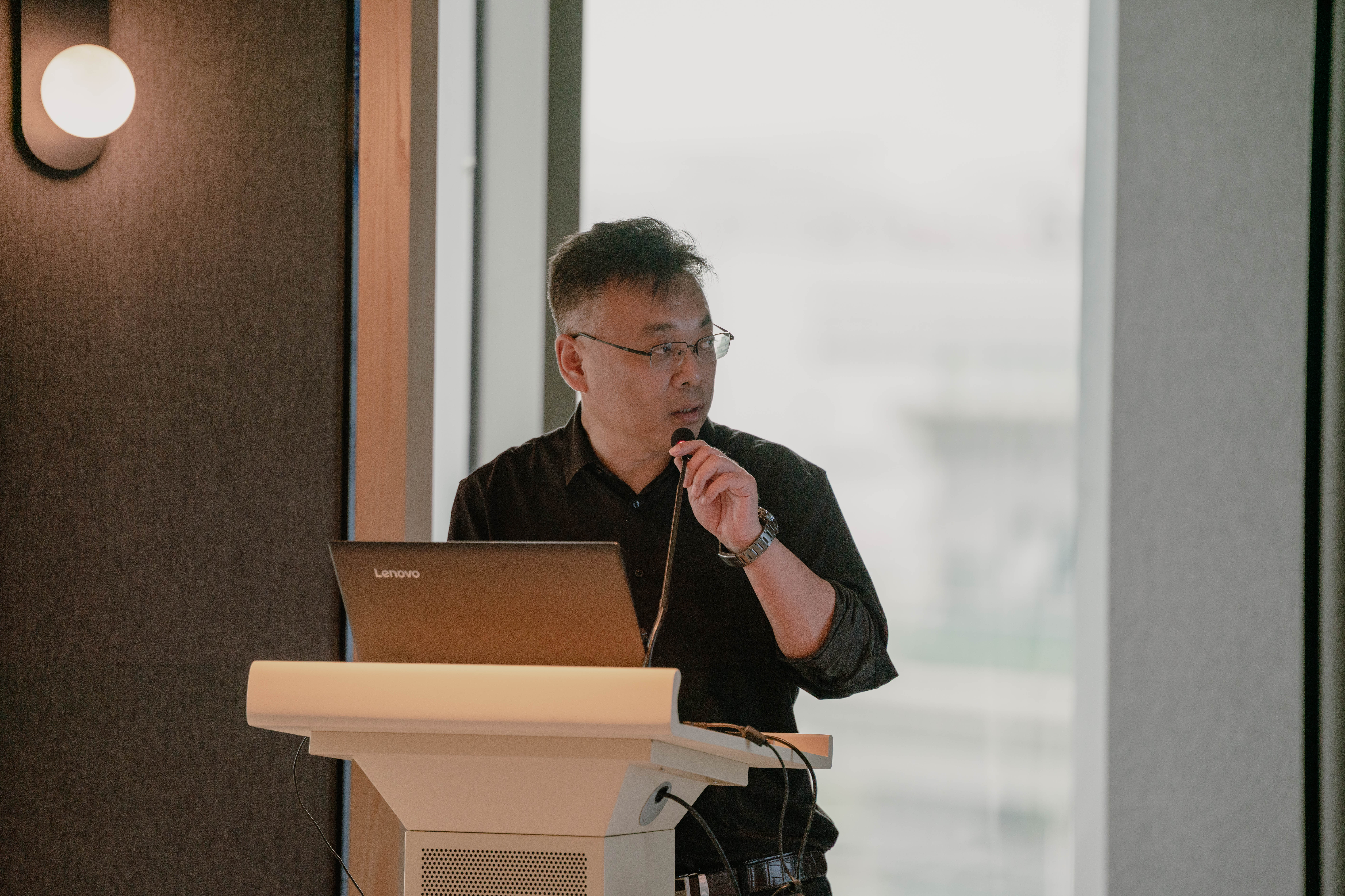 �µ���(�й���)�������޹�˾����