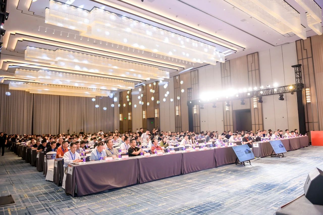 �µ���(�й���)�������޹�˾����